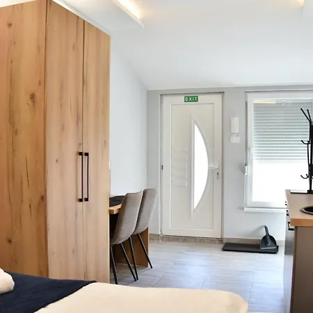 Duga 3 アパート *